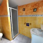 La Maison De Tari Bed & Breakfast