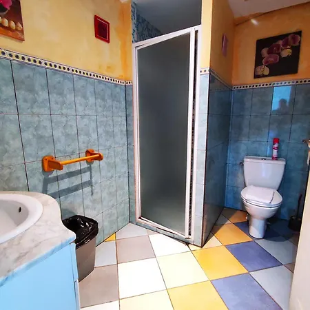 La Maison De Tari לינה וארוחת בוקר ויטראק