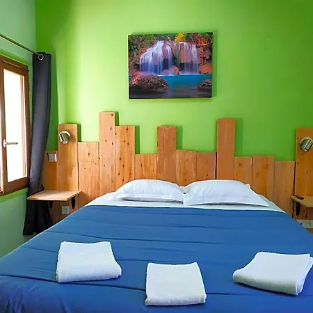 La Maison De Tari Oda ve Kahvaltı 3*