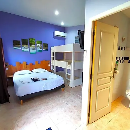 לינה וארוחת בוקר La Maison De Tari 3*