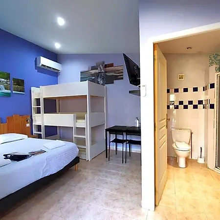 La Maison De Tari 3* ויטראק