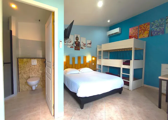 La Maison De Tari Bed & Breakfast 3*